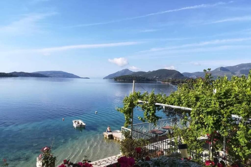 Villa Violeta Lefkada Nydri Exteriér fotografie